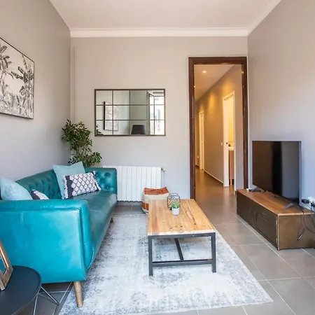 Apartment 33mal1082- Big 2br Near Sagrada Familia Barcelona